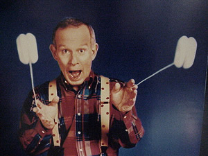 Tom Smothers and yoyos